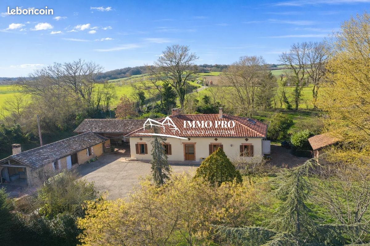 Maison 8 pièces 200 m² · à Samatan · 200 m² · 355 000 €