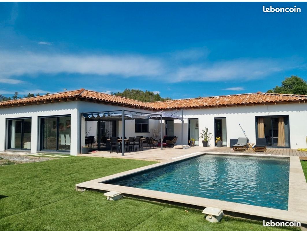 Maison 6 pièces 160 m² · à Le Brusquet · 160 m² · 465 000 €