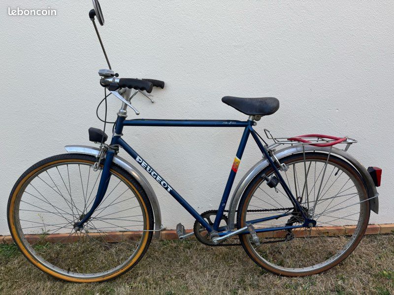 ROUE JANTE MAVIC 700 Pignon Campagnolo Vélo Vintage Course Peugeot Motobecane EUR 39,99 ROUE JANTE MAVIC 700 Pignon Campagnolo Vélo Vintage Course Peugeot Motobecane EUR 39,99