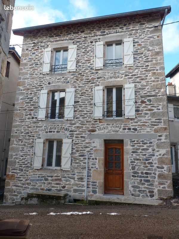 Appartement 2 pièces 30 m² · à Saint-Hostien · 30 m² · 315 €/mois
