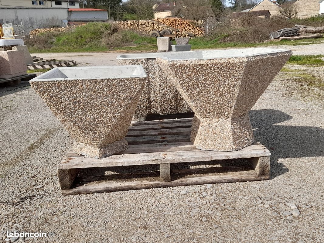 Bac à Fleurs en béton désactivé (image 3)