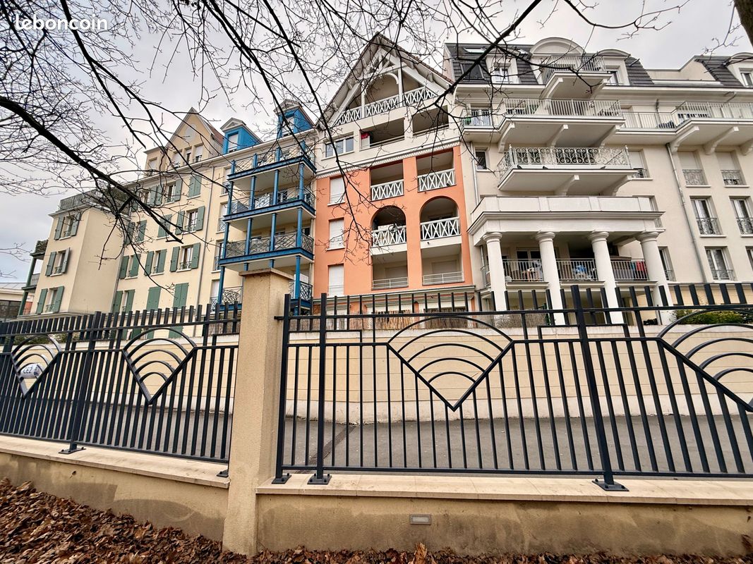 Appartement 4 pièces 76 m² · à Le Blanc-Mesnil · 76 m² · 253 000 €