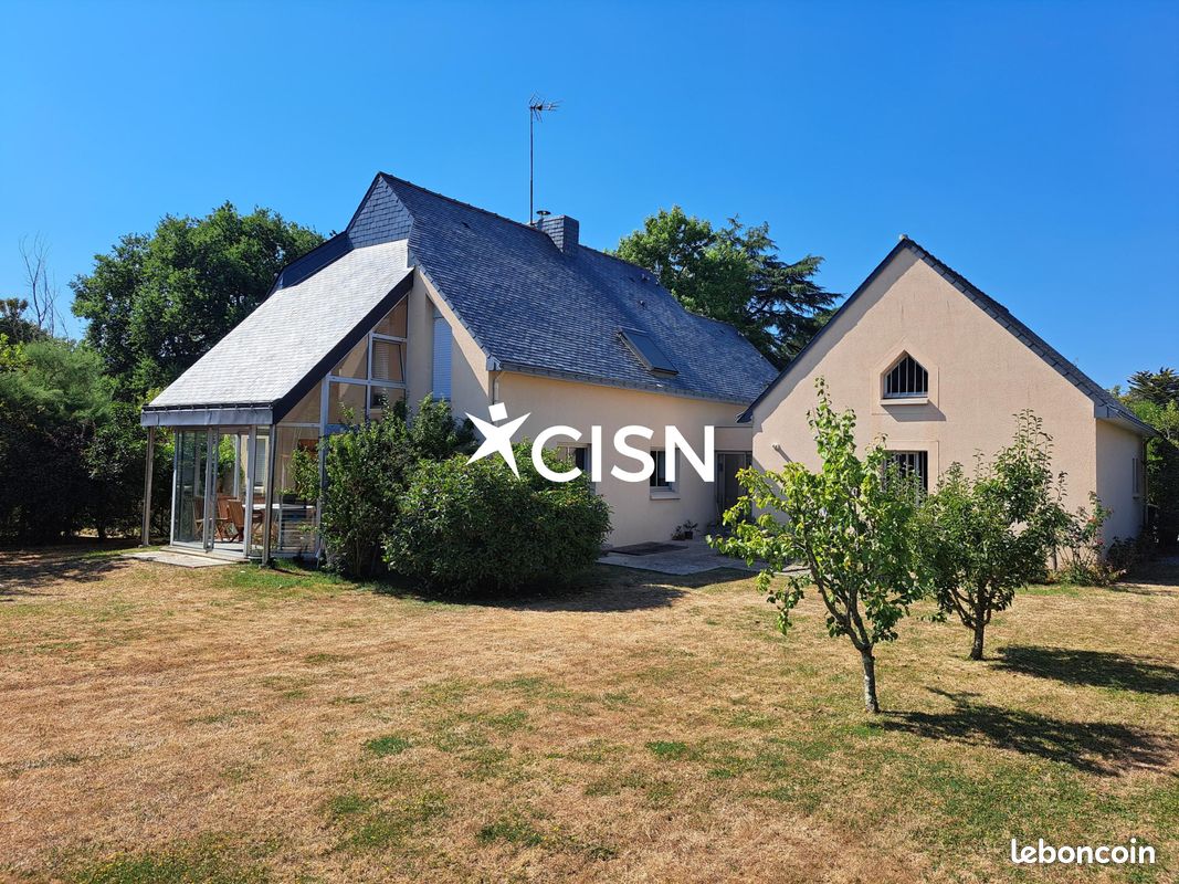 Maison 10 pièces 239 m² · à La Baule-Escoublac · 239 m² · 1 090 000 €