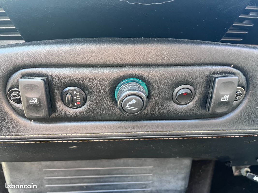 LAND ROVER DEFENDER 3.5 V8 Bache 133cv (image 21)