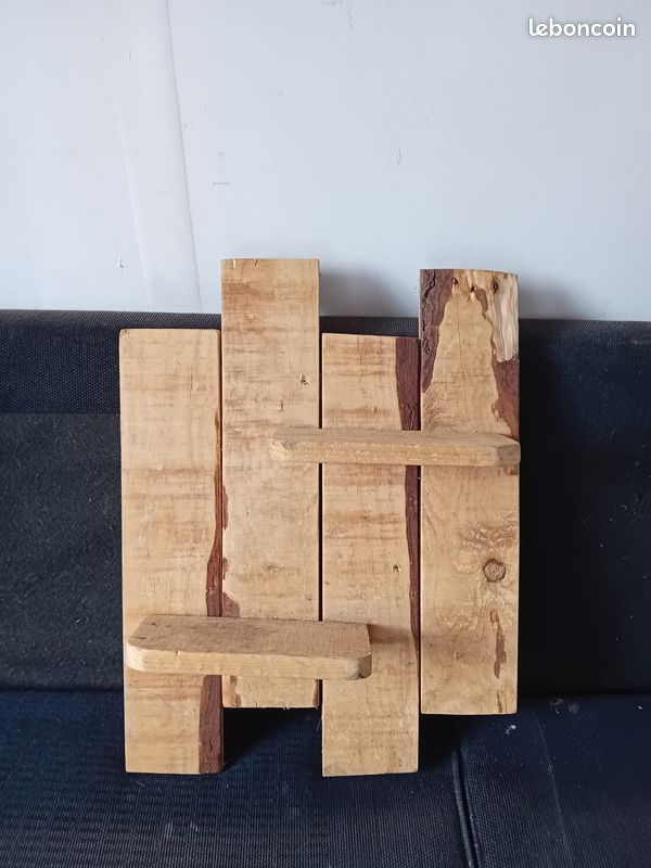 Étagère en bois artisanal (image 4)