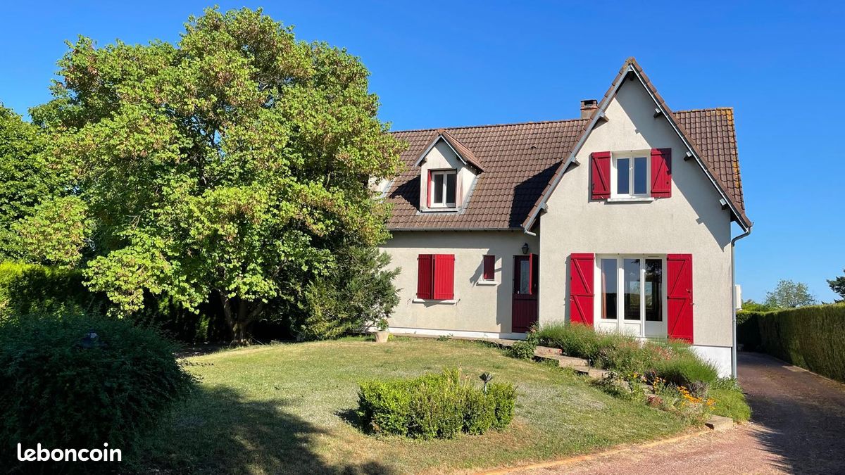 Maison 6 pièces 156 m² · à Bourges · 156 m² · 252 000 €