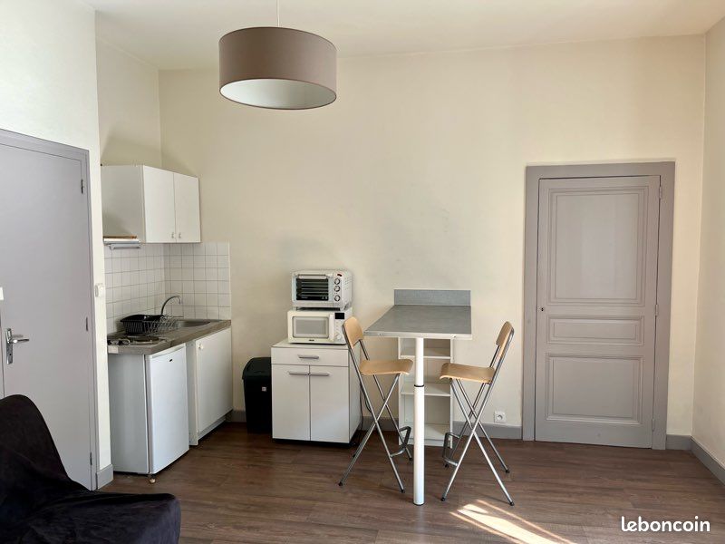Appartement 1 pièce 20 m² · à Limoges · 20 m² · 370 €