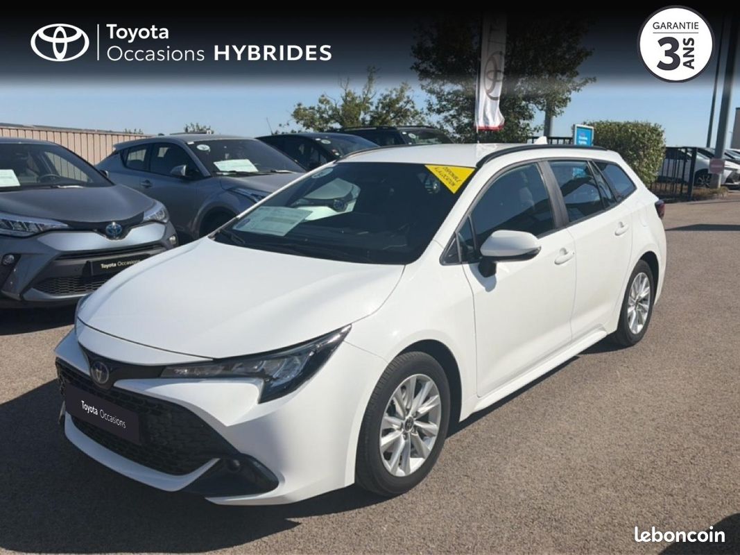 Toyota Corolla Touring Spt 1.8 140ch Dynamic MY24 (image 19)