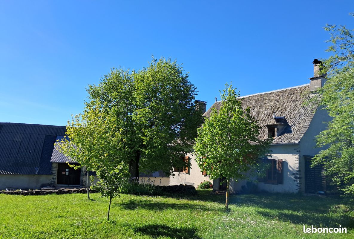 Maison 7 pièces 150 m² · à Chaussenac · 150 m² · 350 000 €