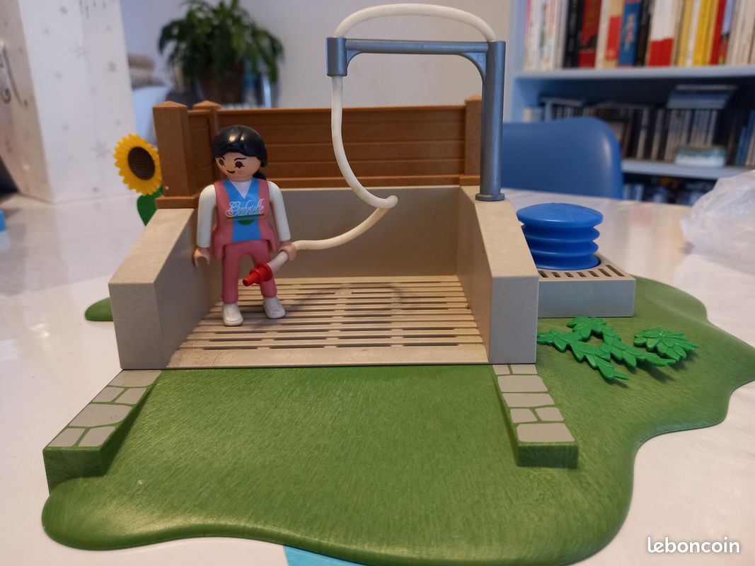 Playmobil – enclos et zone de lavage pour chevaux (image 2)