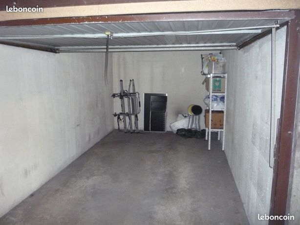 Box individuel fermé de 12,5m²