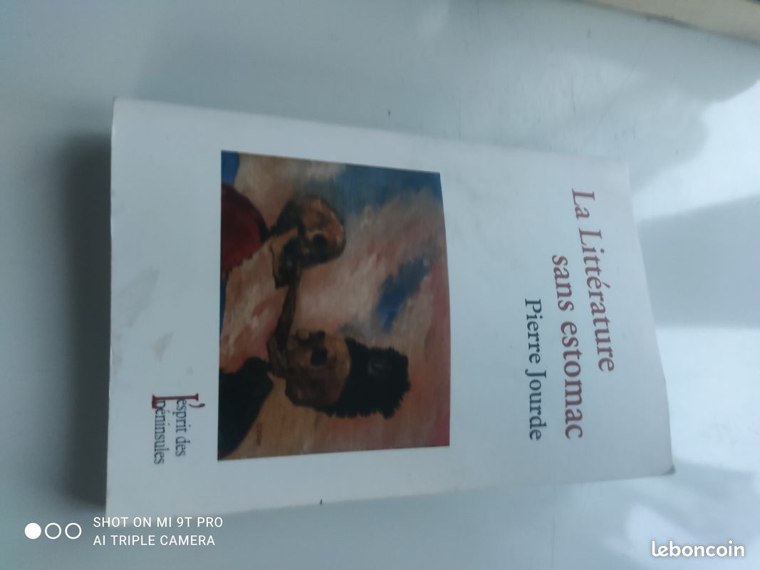 Livre littérature (image 1)