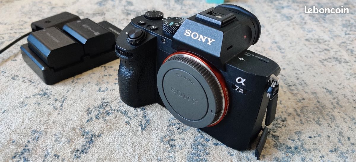 Appareil photo plein format Sony A7iii sony a7 iii dony a 7 iii (image 1)