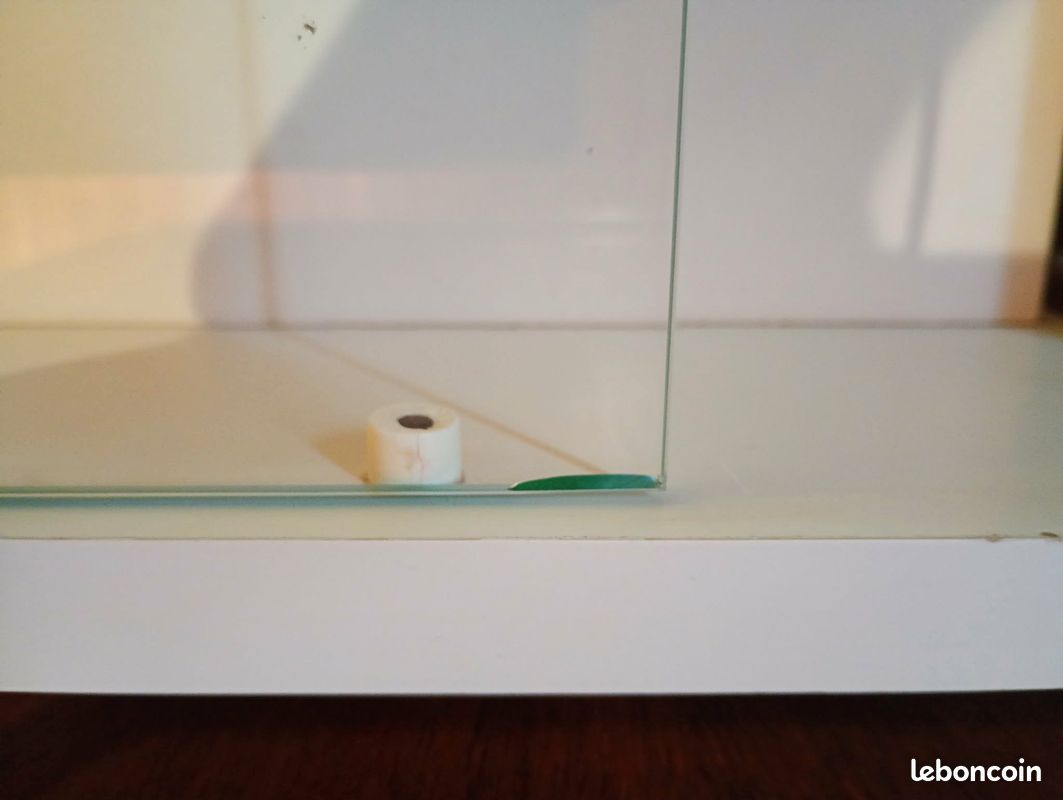 URGENT A SAISIR AVANT LE 19 SEPTEMBRE Lot de 2 tables de chevet bois laqué blanc crème (image 15)