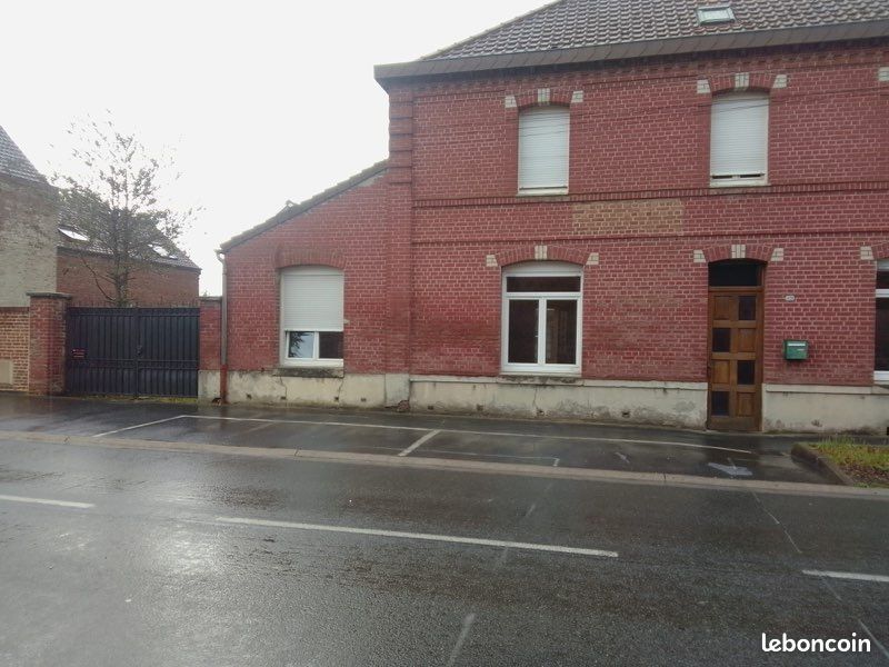 Maison 5 pièces 146 m² · à Quérénaing · 146 m² · 165 000 €