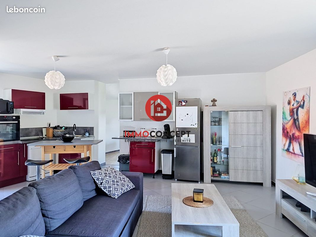 Appartement 4 pièces 92 m² · à Montfaucon · 92 m² · 710 €/mois