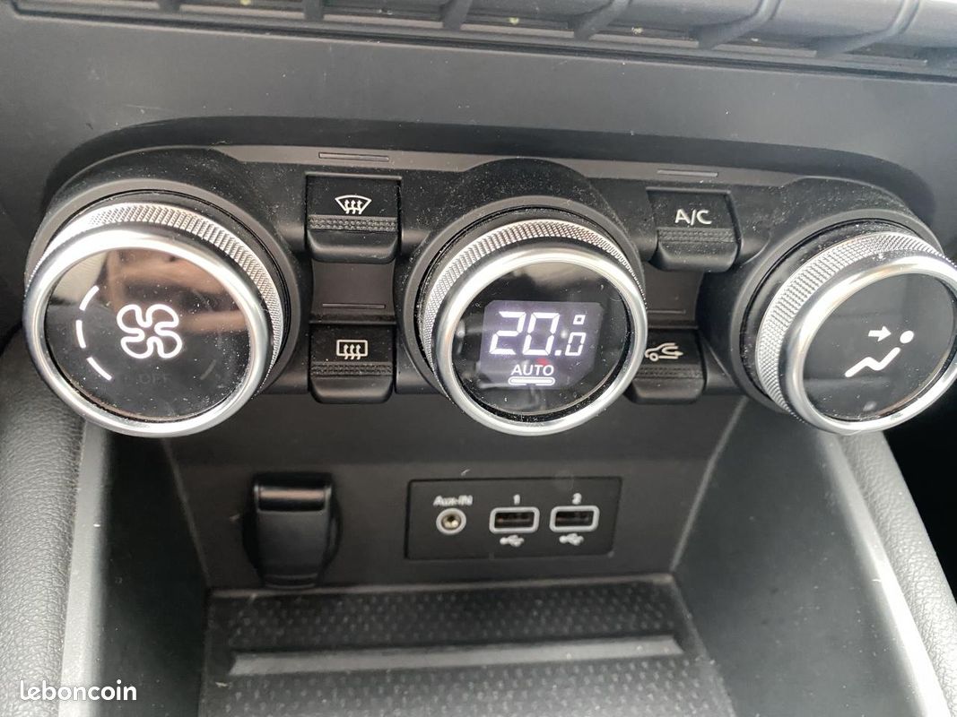 RENAULT CAPTUR 1.6 E-Tech Hybride - 145 - BVA multi-modes 2021 II Initiale Paris (image 27)