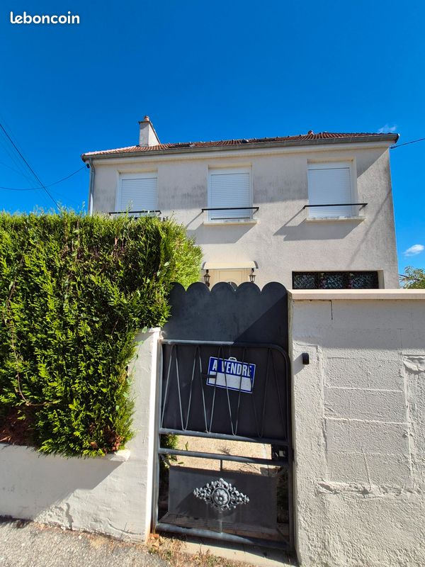 Maison 6 pièces 100 m² · à Nogent-le-Rotrou · 100 m² · 148 000 €