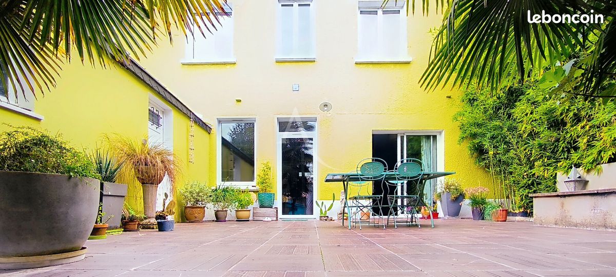 Maison 7 pièces 174 m² · à Tiercé · 174 m² · 206 380 €