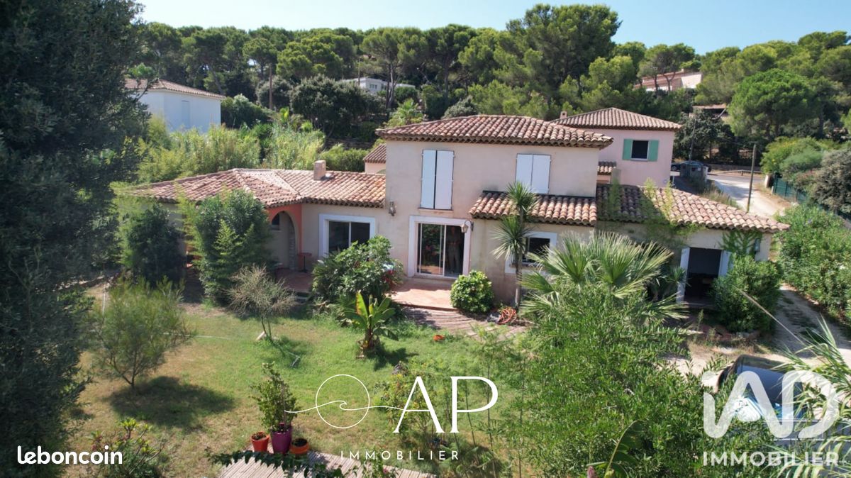 Maison 5 pièces 154 m² · à Hyères · 154 m² · 975 000 €
