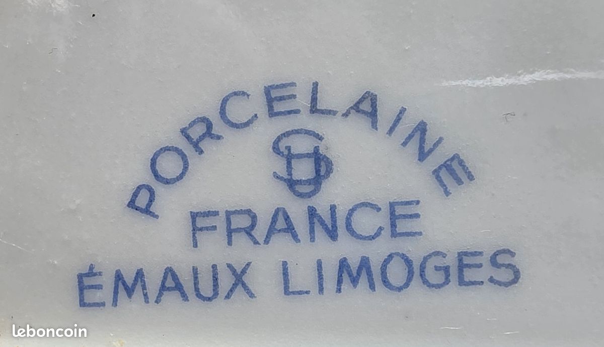 Plats a cake en porcelaine (image 5)