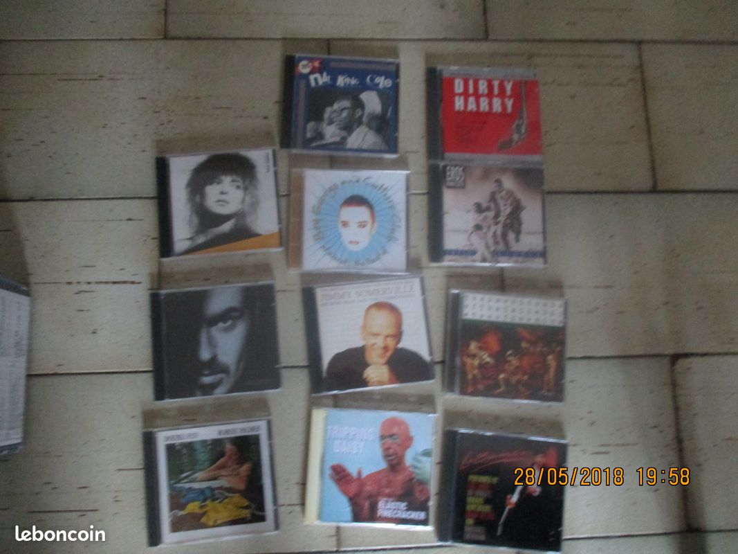 Lot 76 CD divers (image 3)