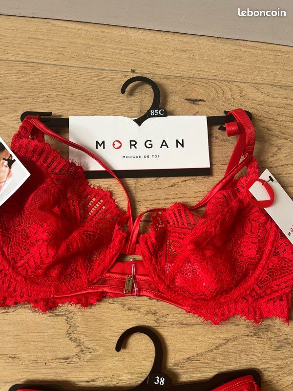 Ensemble lingerie Morgane neuf Vêtements