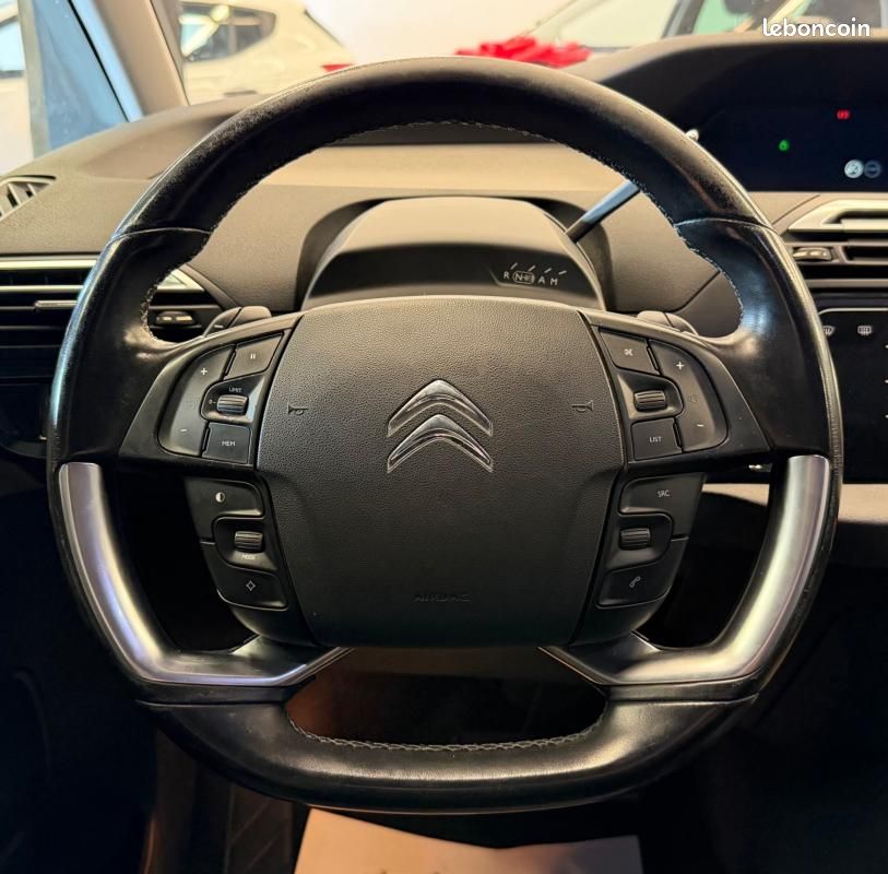 Citroën Grand C4 Picasso 1.6 HDi 115ch BUSINESS+ BVA – 7 PLACES | ENTRETIEN À JOUR + BARRES DE TO... (image 6)