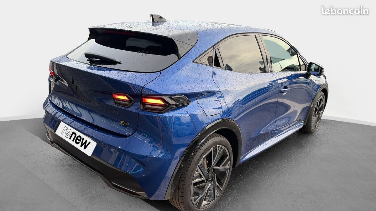 RENAULT CLIO esprit Alpine full hybrid E-Tech 160 (image 2)