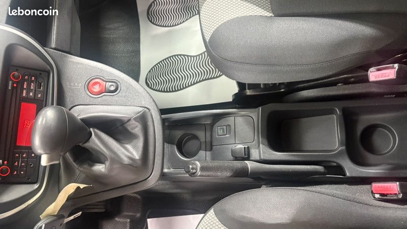 Renault KANGOO II EXPRESS ELECTRIQUE CONFORT ACHAT INTEGRAL (image 19)