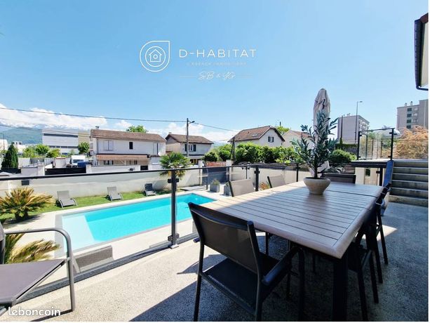 Maison 5 pièces 180 m² — 3