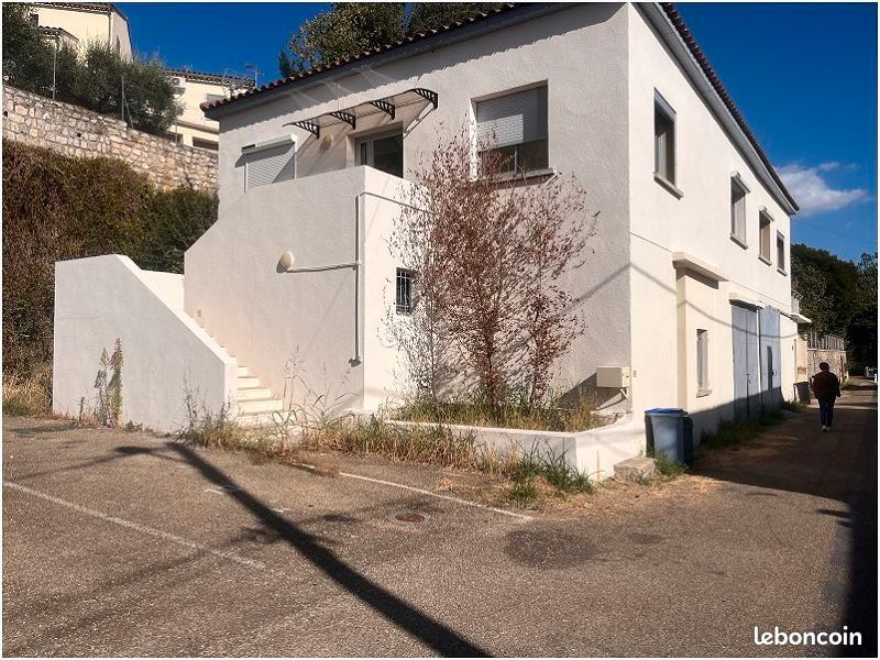 Appartement 4 pièces 92 m² · à Moussac · 92 m² · 720 €/mois