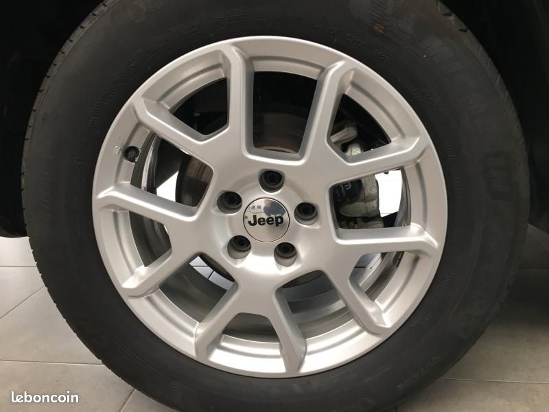 Jeep Renegade 1.5 Turbo T4 130ch MHEV Limited BVR7 (image 6)