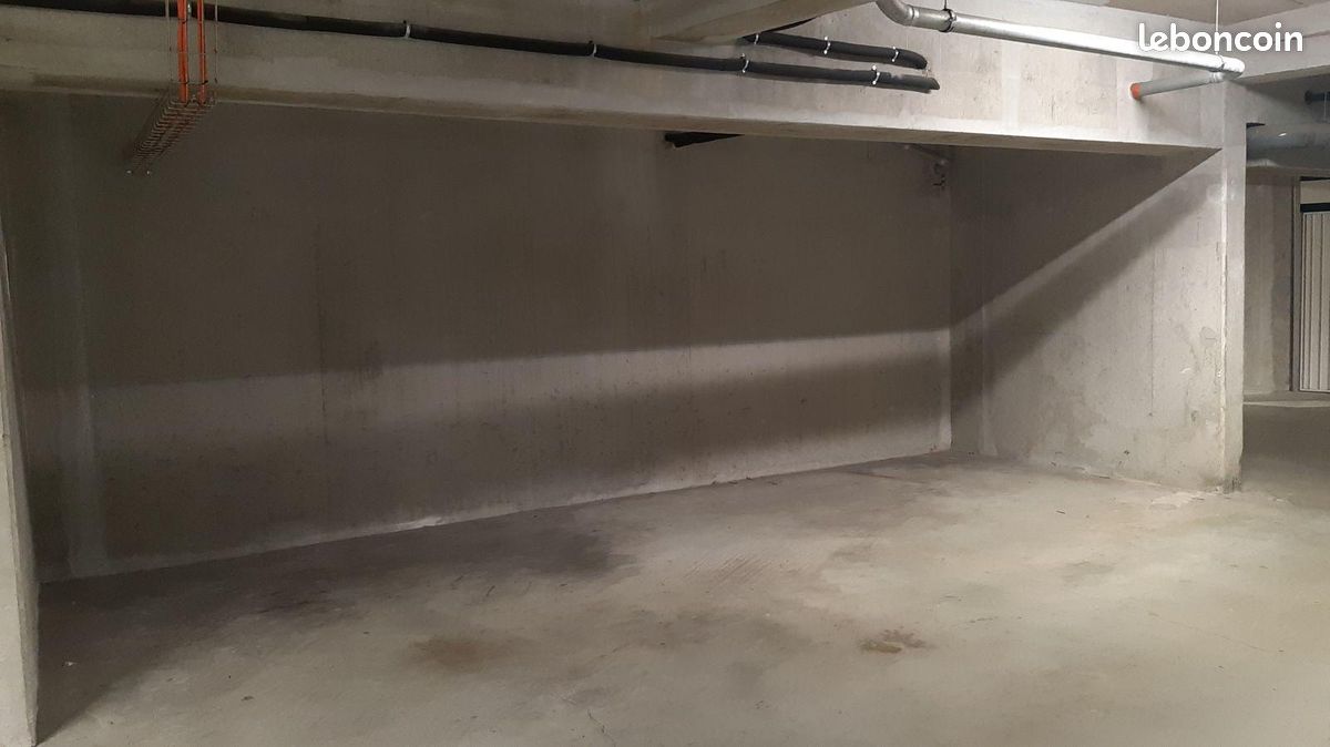 Parking 1 pièce 15 m² · à Rennes · 15 m² · 24 380 €