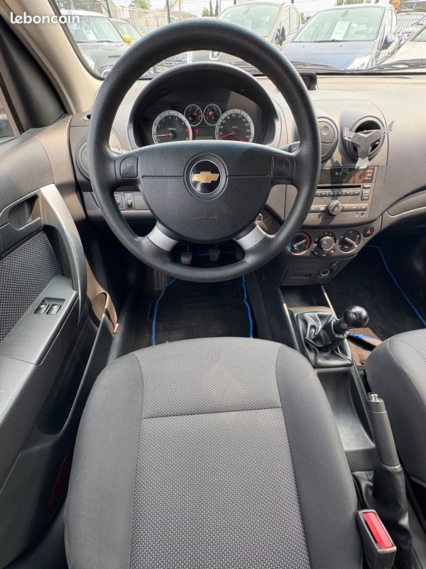 Chevrolet aveo 1.2 gpl 80ch - climatisation - vitres av elec (image 16)