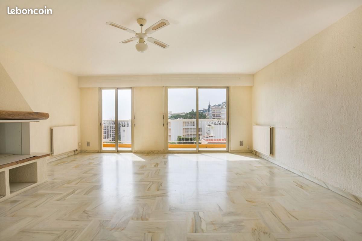Appartement 4 pièces 120 m² · à Mandelieu-la-Napoule · 120 m² · 1 622 €/mois