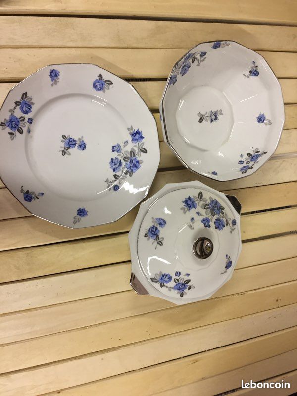 Lot de vaisselle ancienne en porcelaine de Limoge (image 6)