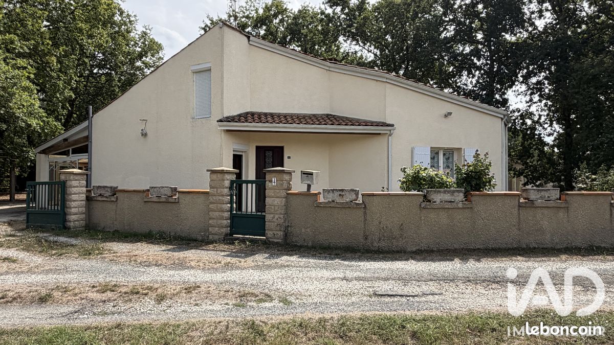 Maison 4 pièces 142 m² · à Chaillevette · 142 m² · 239 000 €