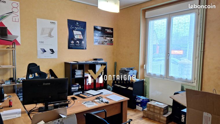 https://img.leboncoin.fr/api/v1/lbcpb1/images/ec/d2/2a/ecd22a493bcf215f97d326fd56aea05b36eafe9f.jpg?rule=ad-image