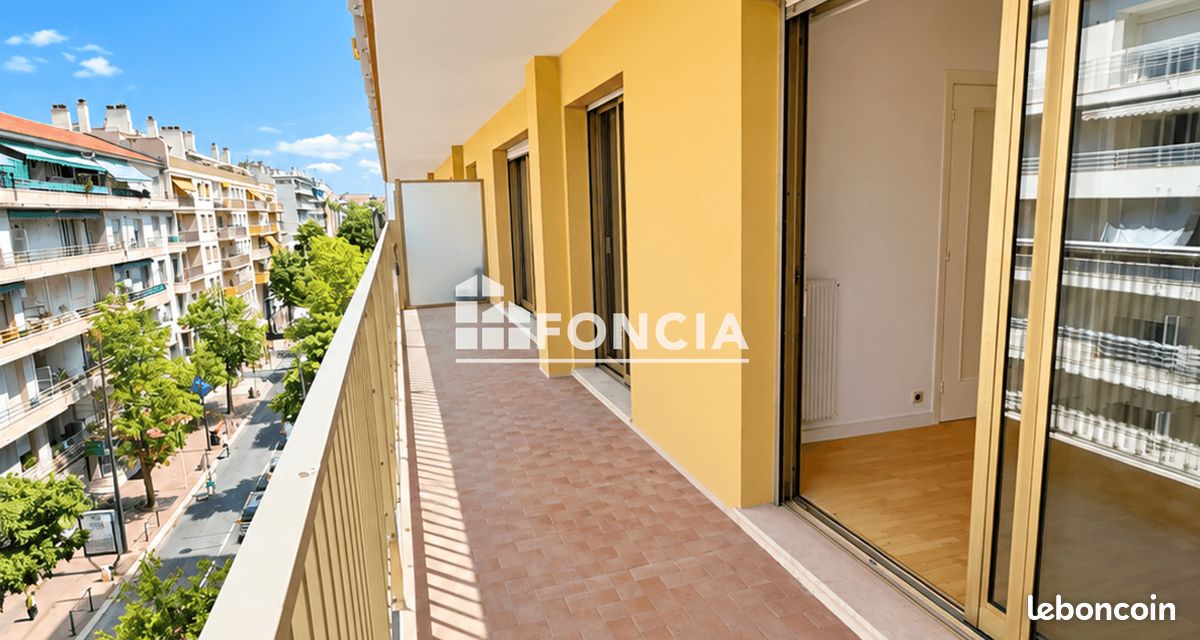 Parking 49 m² · à Antibes · 49 m² · 204 900 €