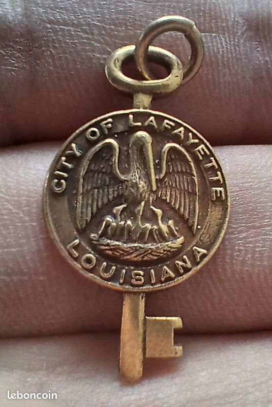 Pendentif ancien - City of Lafayette Louisiana (image 1)