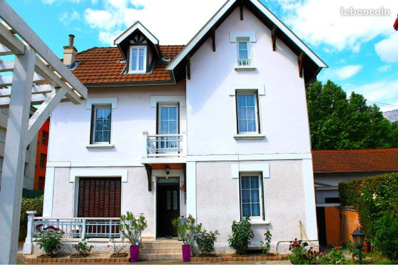 Maison 7 pièces 133 m² · à Le Pont-de-Claix · 133 m² · 390 000 €