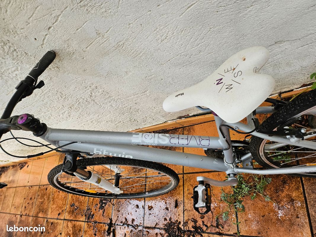 VELO RIVERSIDE femme NEUF Vélos