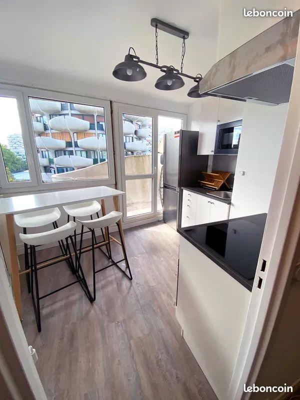 Appartement 5 pièces 13 m² · à Créteil · 13 m² · 610 €