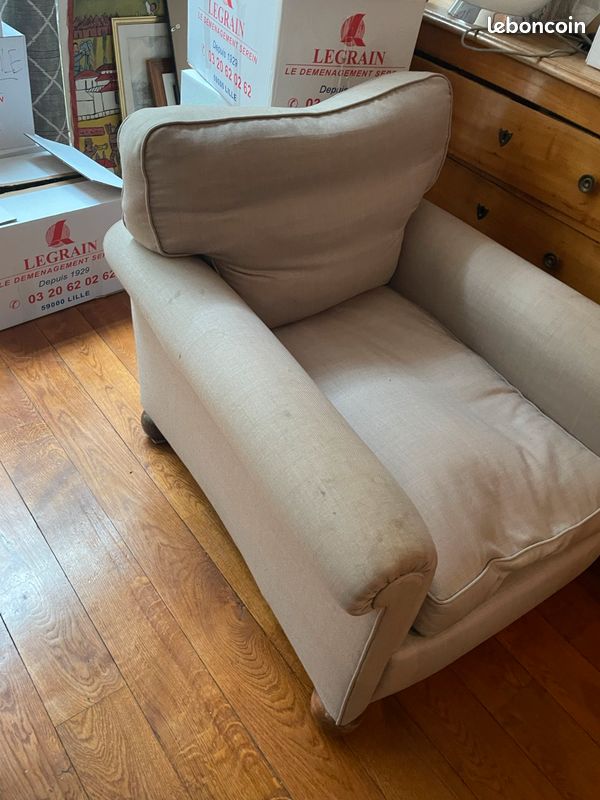 Lot de deux fauteuils club en tissu (image 3)