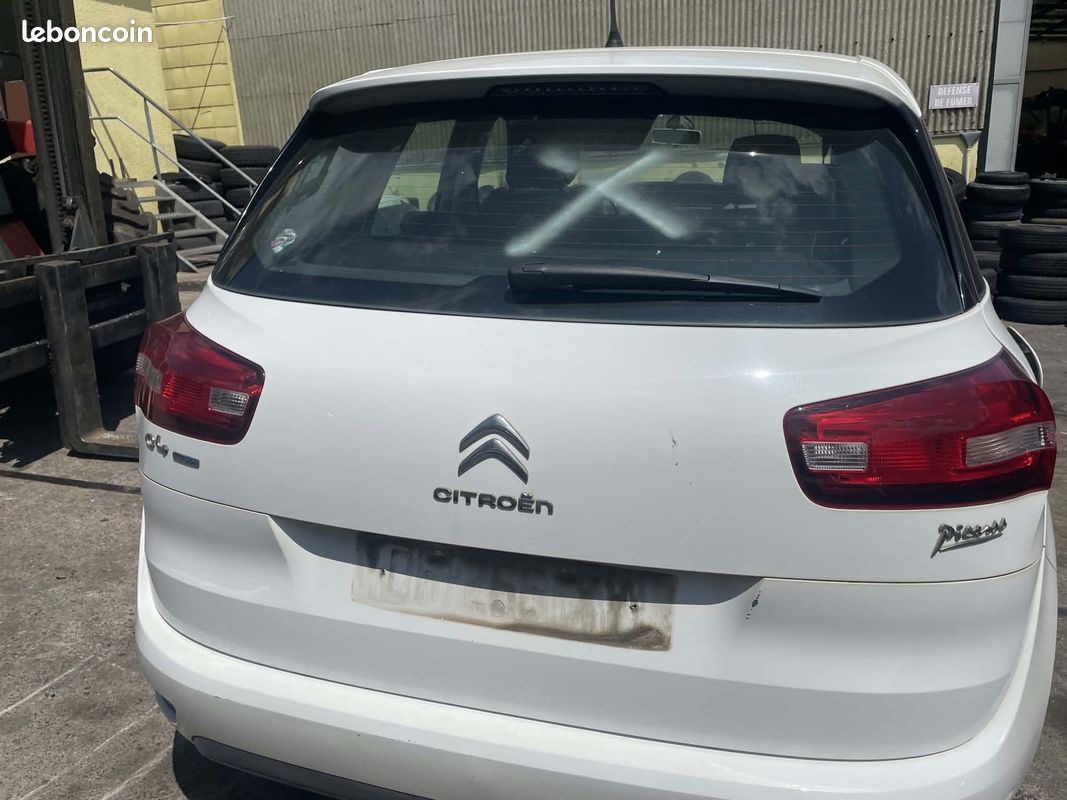 CITROËN C4 PICASSO II PHASE 1 1.6 BLUEHDI 100 Cv 04/2013 – Véhicule pour pièces – (image 4)