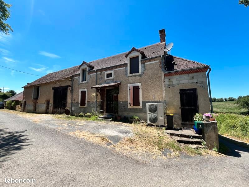 Maison 7 pièces 147 m² · à Cluis · 147 m² · 129 600 €