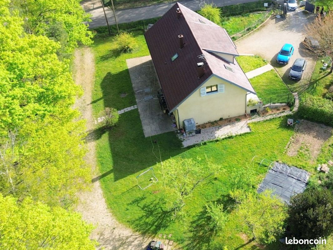 Maison 5 pièces 170 m² · à Bourg-en-Bresse · 170 m² · 364 000 €