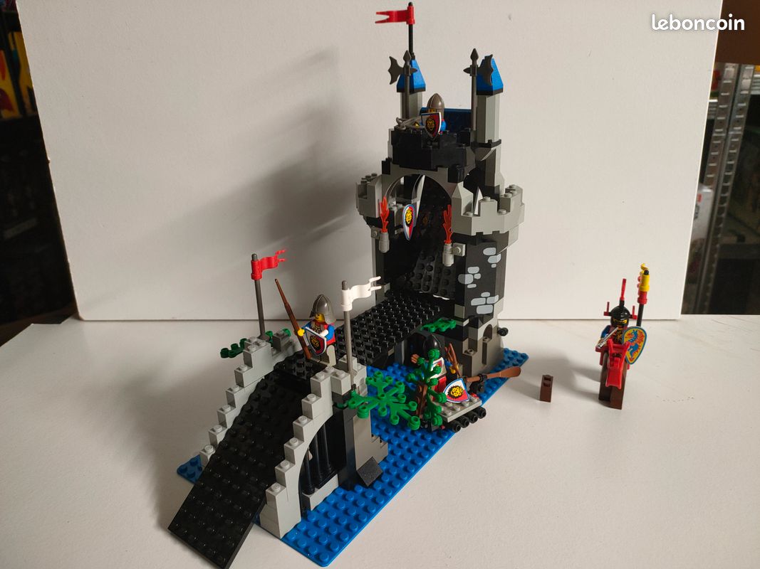 Lego 6078 Castle Royal Drawbridge Jeux Jouets