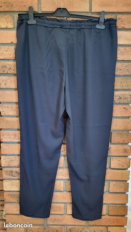 Pantalon fluide noir Kiabi, taille 42 (image 2)